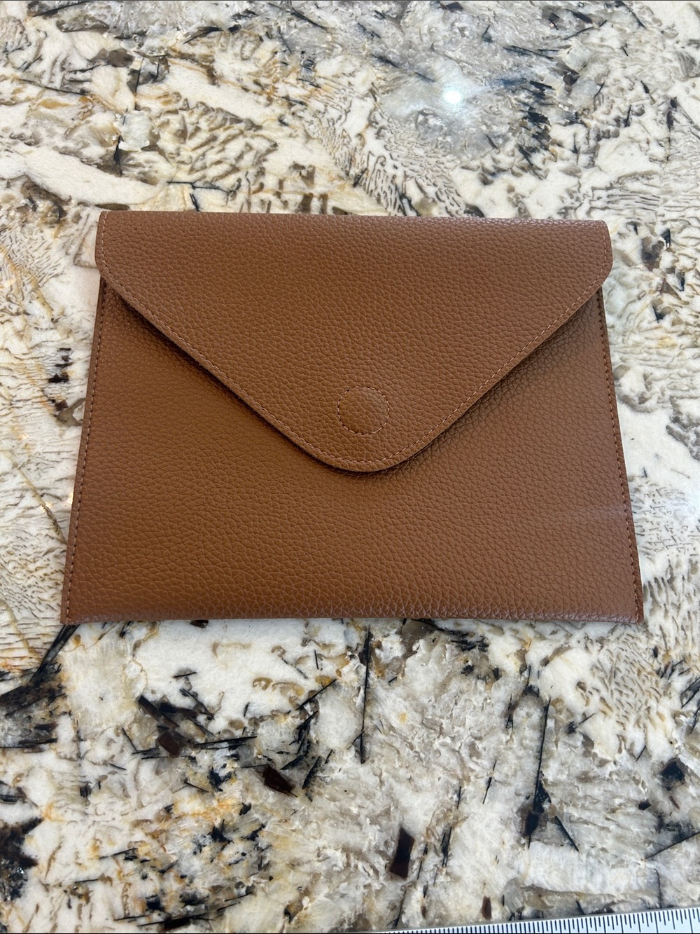 Women's Vinyl Envelope Clutch - Brown Leather